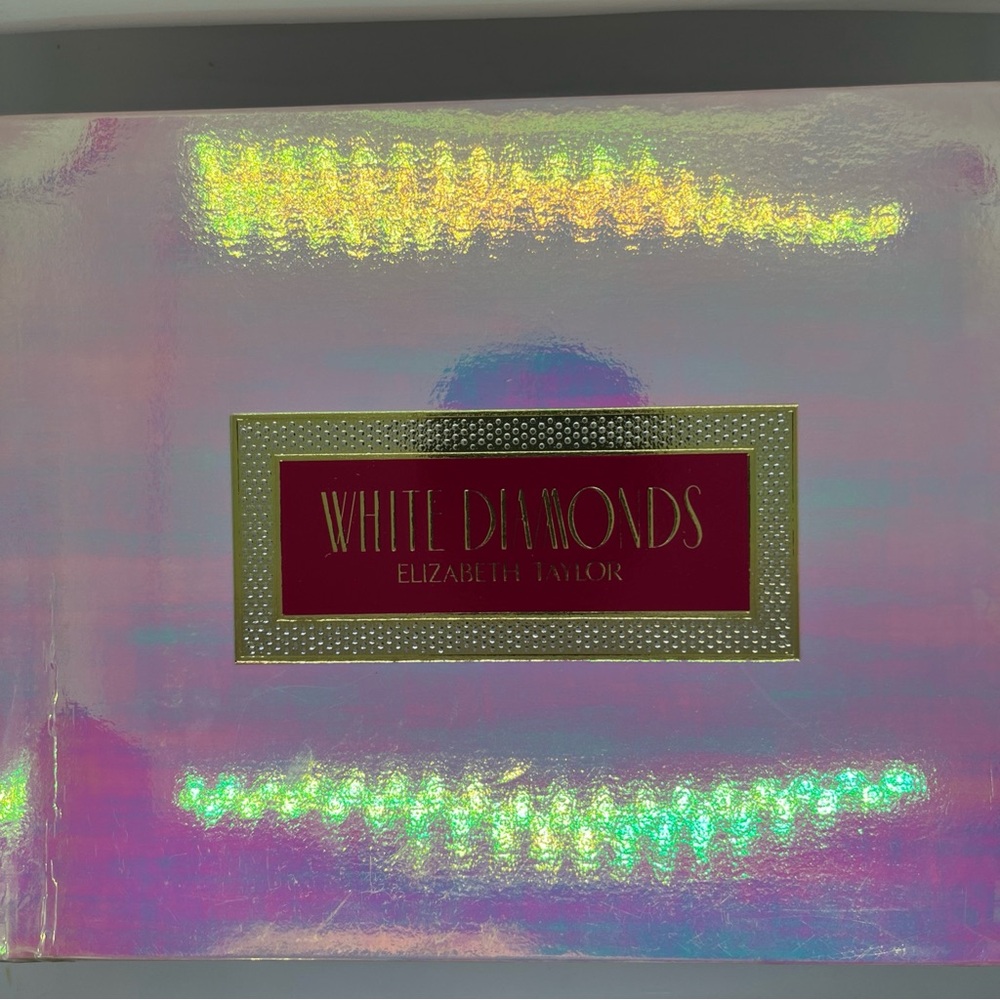 White Diamonds Bath & Body Set - Iridescent